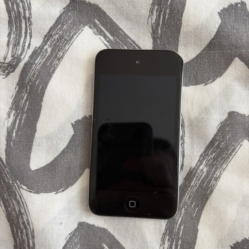 Apple ipod touch 4th - ipod,